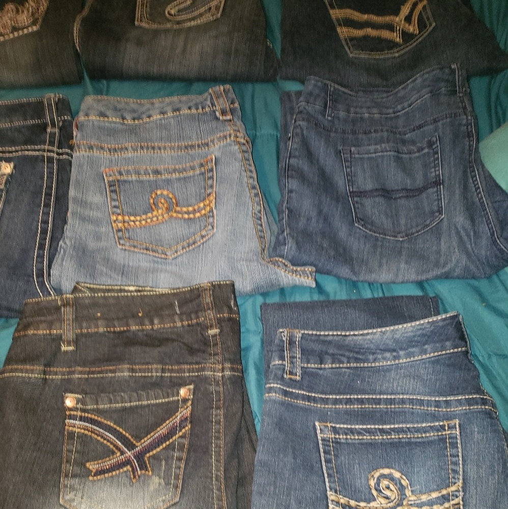 Jeans - Picture 2 of 4